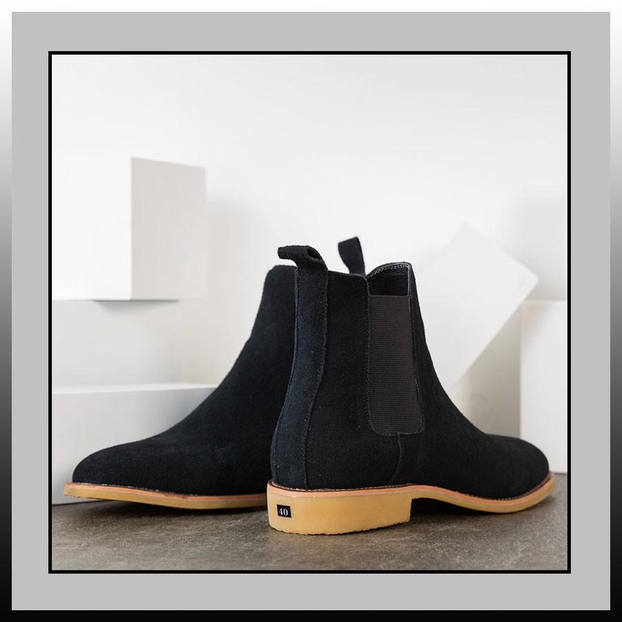 Chelsea Boots Da Lộn Đen Đế Sữa