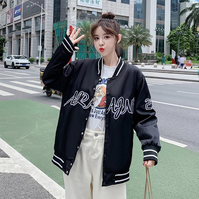 Hình ảnh Áo khoác dù bomber nam nữ in chữ 2 thân áo được may từ chất hai lớp dày , thoáng mát có 2 size L (43-58kg),XL từ(58-68kg)