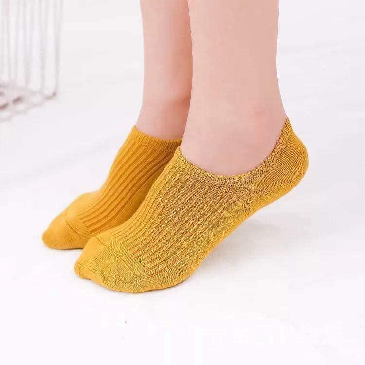 Một đôi tất nửa bàn chống tụt gót LIAO cho bạn gái cực đẹp