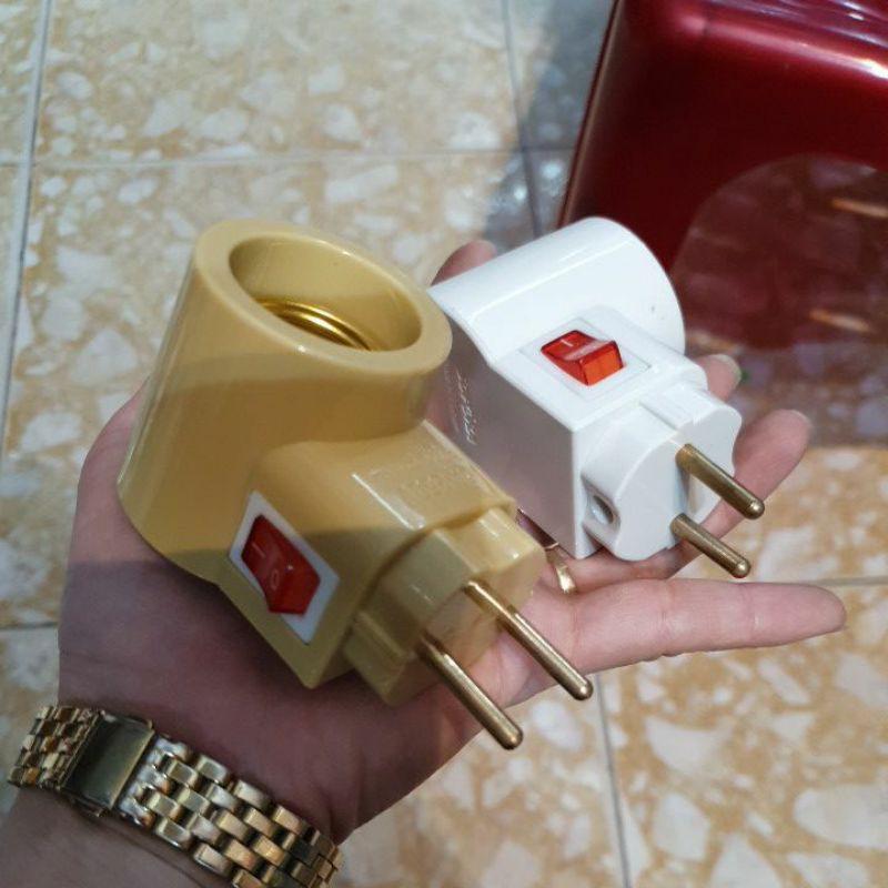 Đui liền công tắc cực tiện