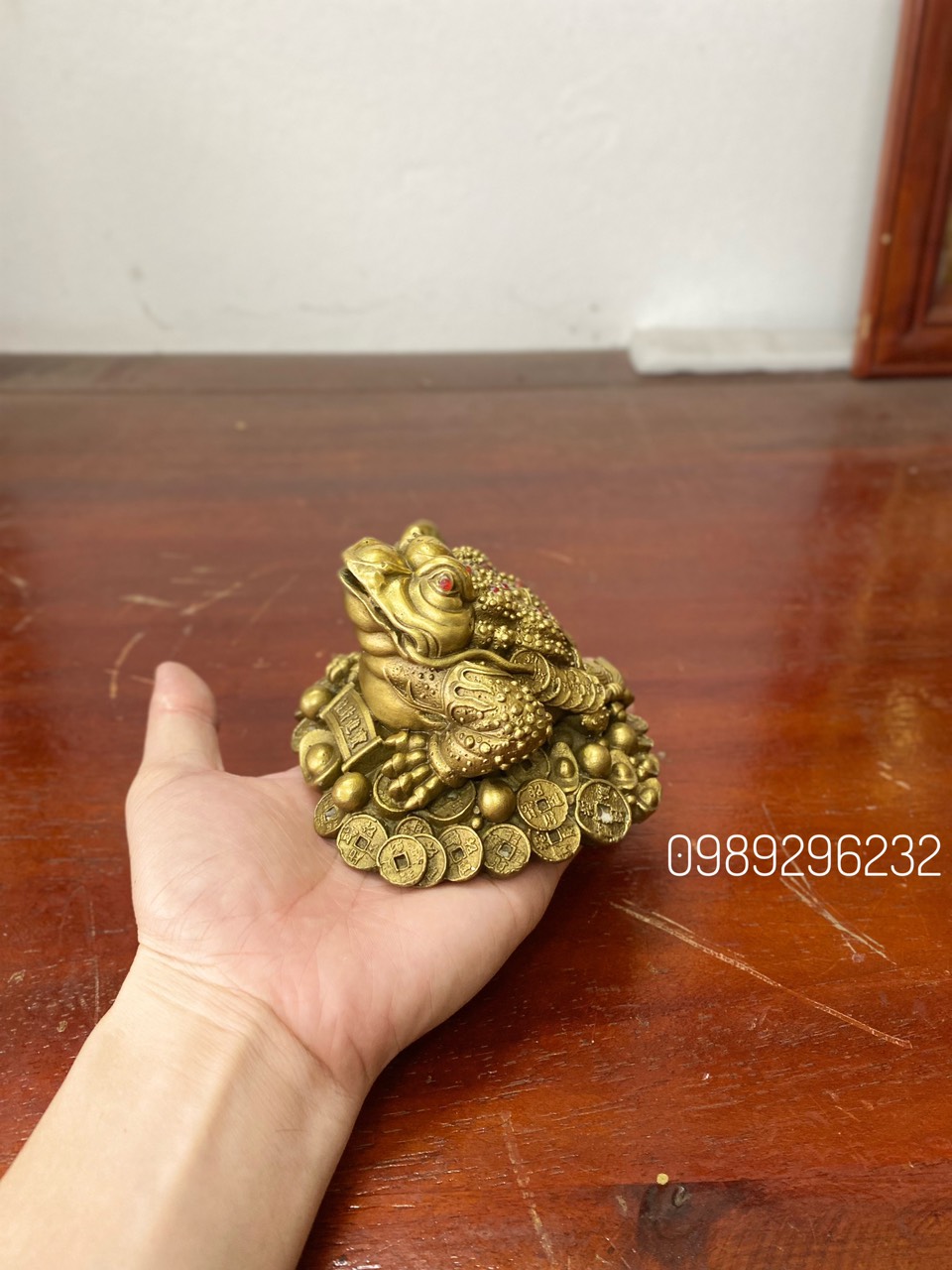 Cóc ngậm tiền Thiềm thừ 3 chân hút tài lộc vật phẩm phong thuỷ bằng đồng, Thềm thừ chiêu tài lộc