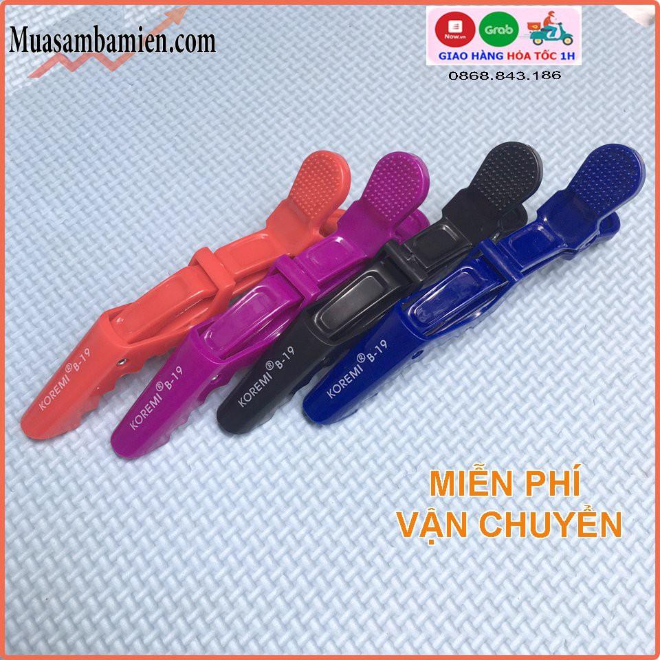 Kẹp vịt chia tóc hỗ trợ trong quá trình làm tóc