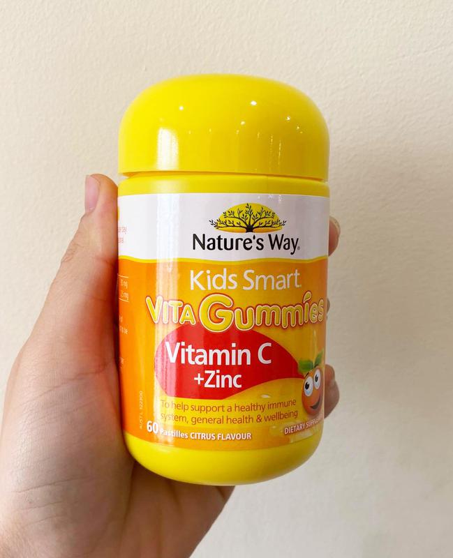 Kẹo dẻo bổ sung vitamin C cho bé - Gum Nature's Way Kids Smart Vita Gummies Vitamin C + Zinc 60 viên