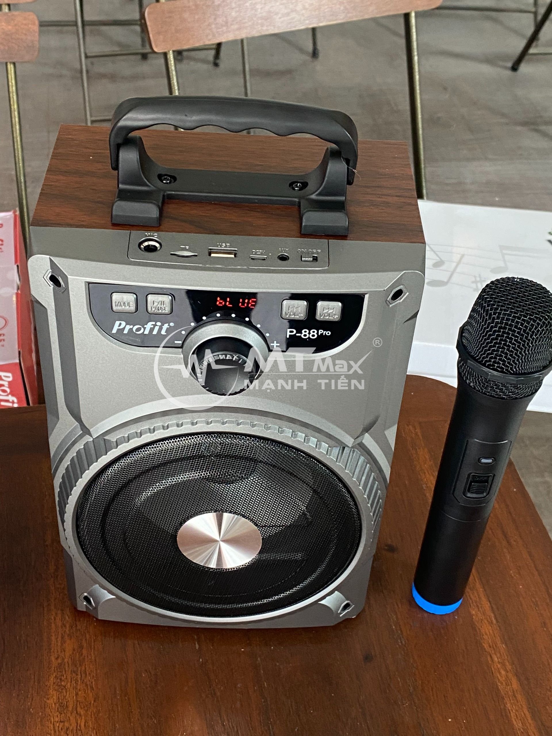 Loa karaoke P88 PRO âm thanh to rõ có kèm micro không dây- Chuyên nghe nhạc, karaoke gia đình, trợ giảng, đi chơi, du lịch, âm thanh tốt