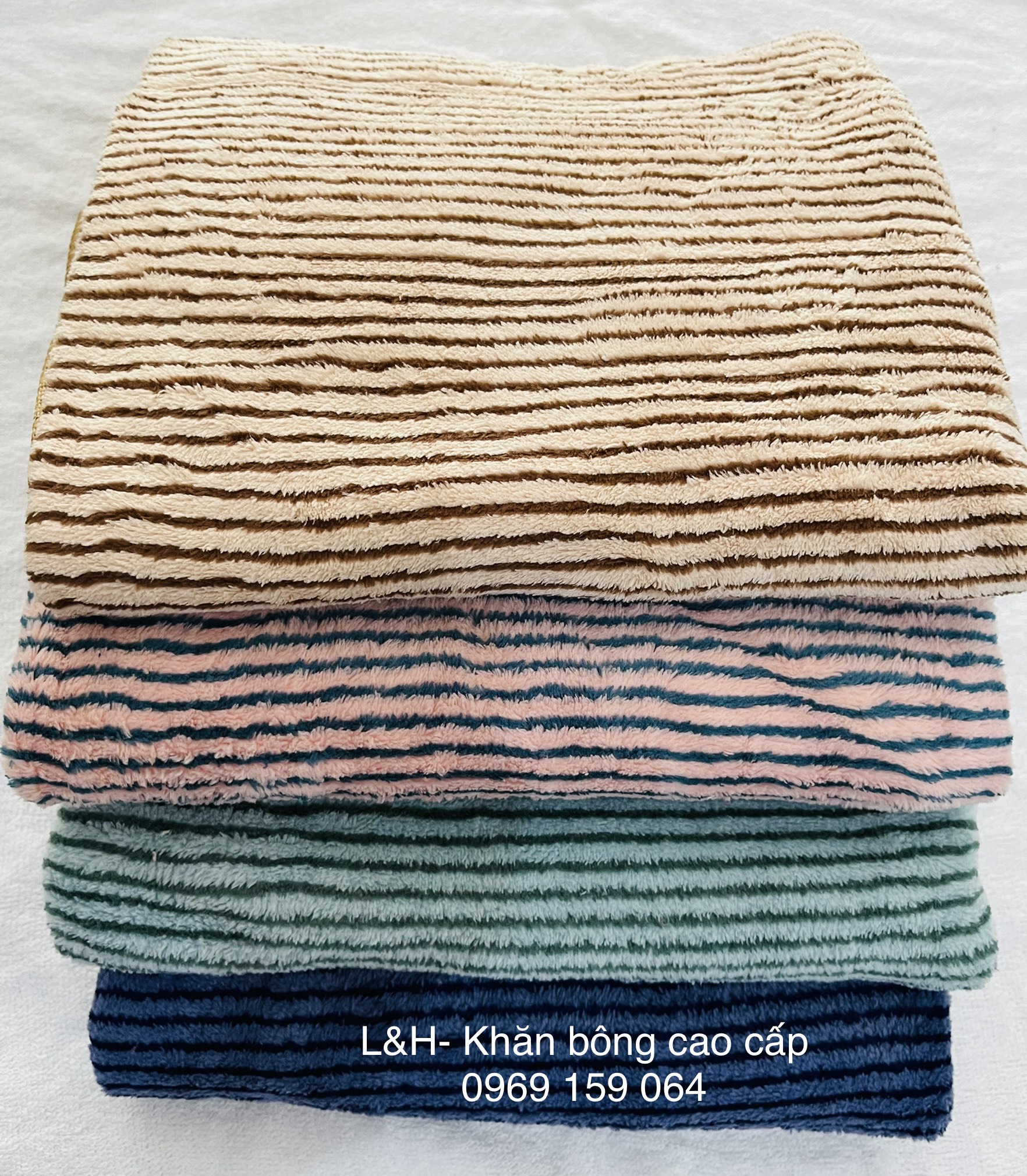 Khăn tắm lông cừu, kẻ tăm Nổi, KT 50x100cm