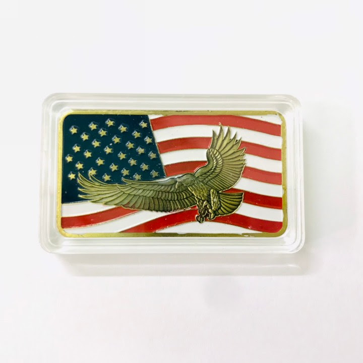 Medal hình Đại Bàng và Cờ Mỹ, dùng để lưu niệm, trang trí bàn sách, bàn làm việc, là vật phẩm sưu tầm thú vị - TMT Collection - SP005208