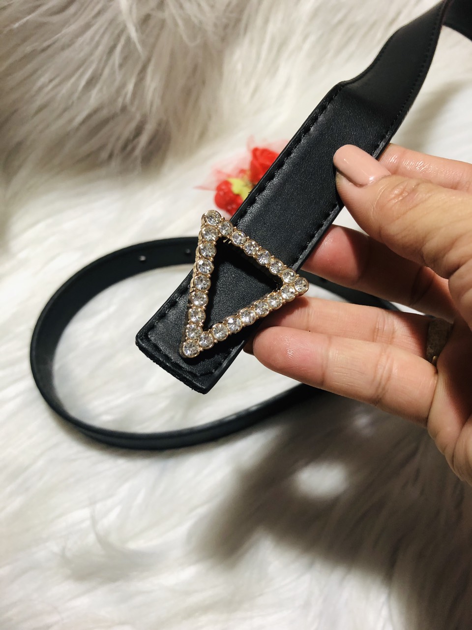 Nịt bản 2cm. Mặt tam giác đính đá