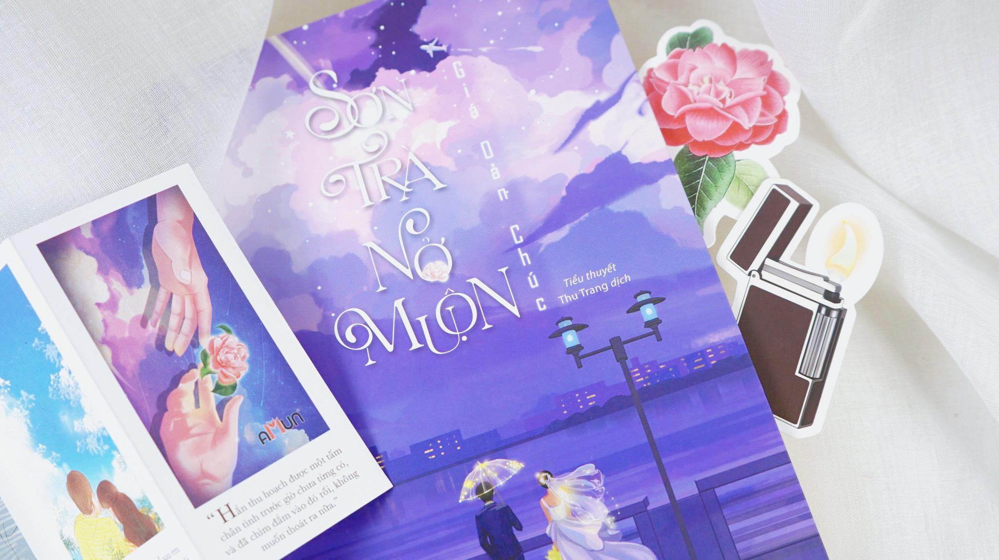 Sơn Trà Nở Muộn - Tặng Kèm 1 Bookmark Hoa Sơn Trà + 1 Bookmark Chiếc Bật Lửa + 1 Postcard