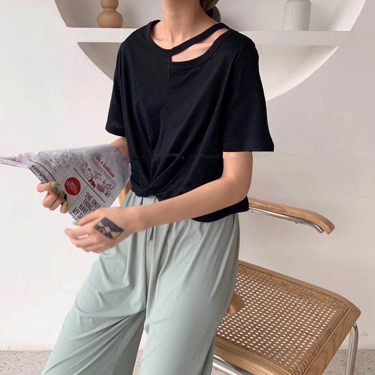 Set Ao Ngắn Croptop và Quần Dài Ống Suông Rộng Cá Tính