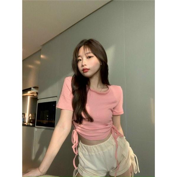 Áo croptop rút dây 2 bên hông - NORN Clothing