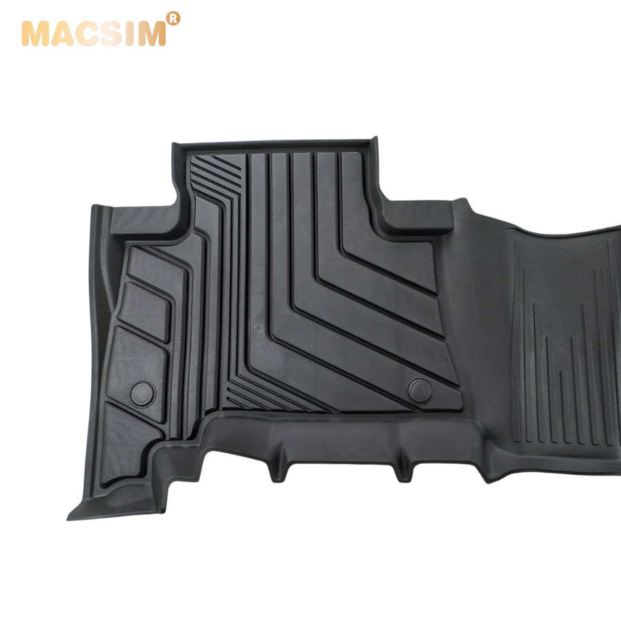 Thảm lót sàn xe ô tô Land Cruiser 2010 đến nay Nhãn hiệu Macsim chất liệu nhựa TPE đúc khuôn cao cấp