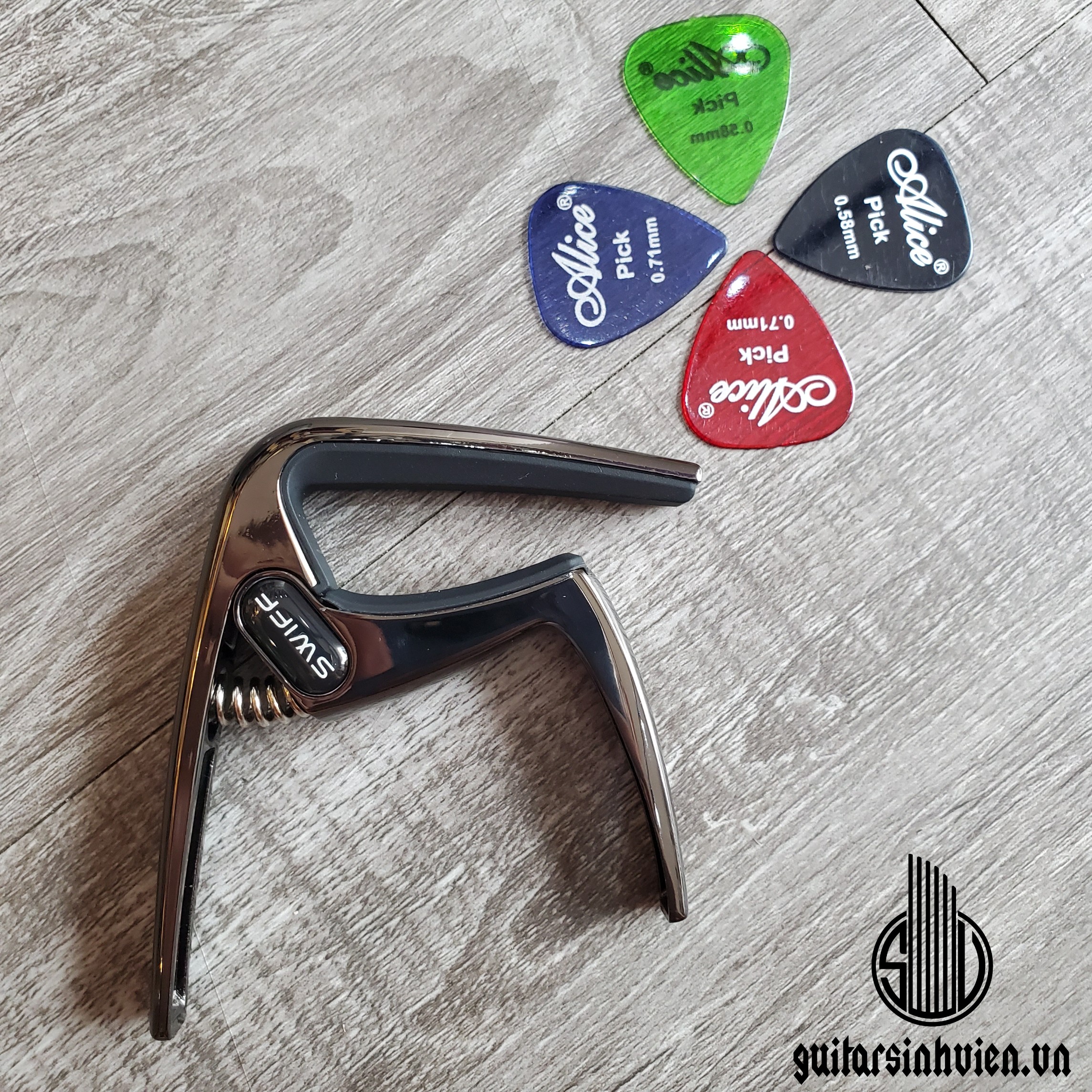 Capo guitar cao cấp SWIFF - Capo đúc nguyên khối không rỉ - Đặt hàng tặng pick