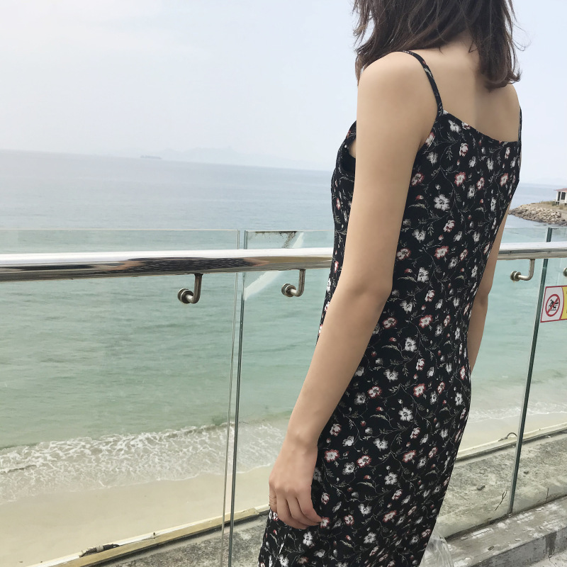 Đầm 2 dây maxi bông hoa nhí đuôi xòe form dài Hàn Quốc