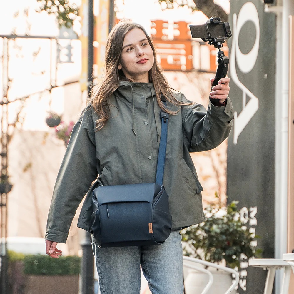 Túi máy ảnh PGYTECH OneGo Shoulder Bag 6L - Hàng chính hãng