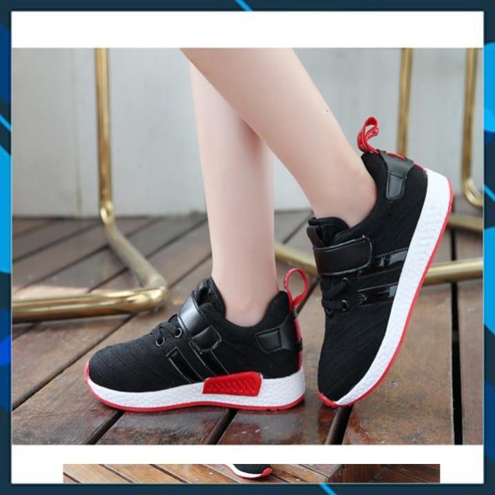 Giày thể thao cho bé kiểu dáng Hàn Quốc 20539