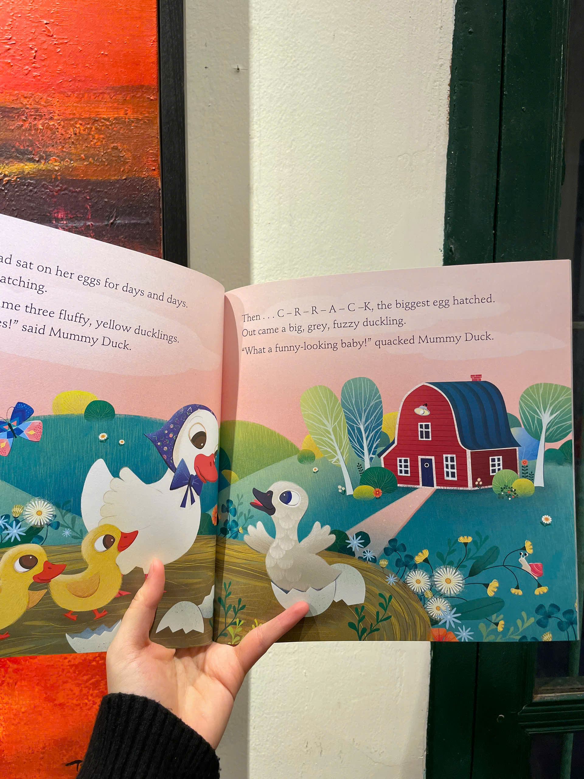 Sách - The Ugly Duckling : Fairy Tale by Ronne Randall