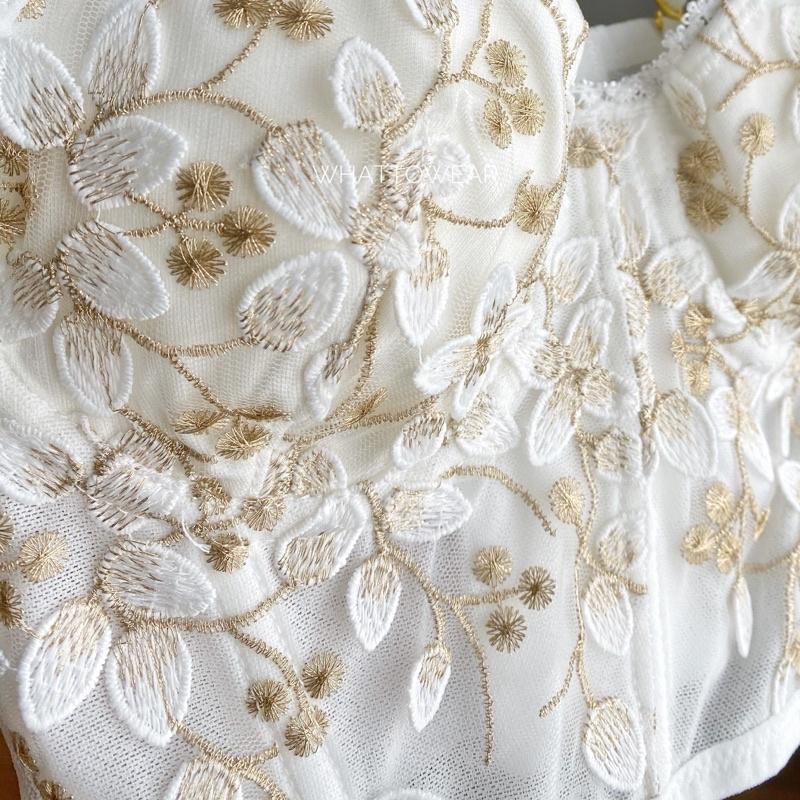Áo bralette ren hoa trắng có gọng măc cài sau lưng