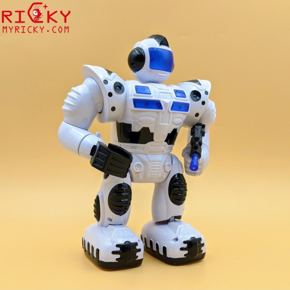 Robot tự di chuyển, biểu diễn theo nhạc