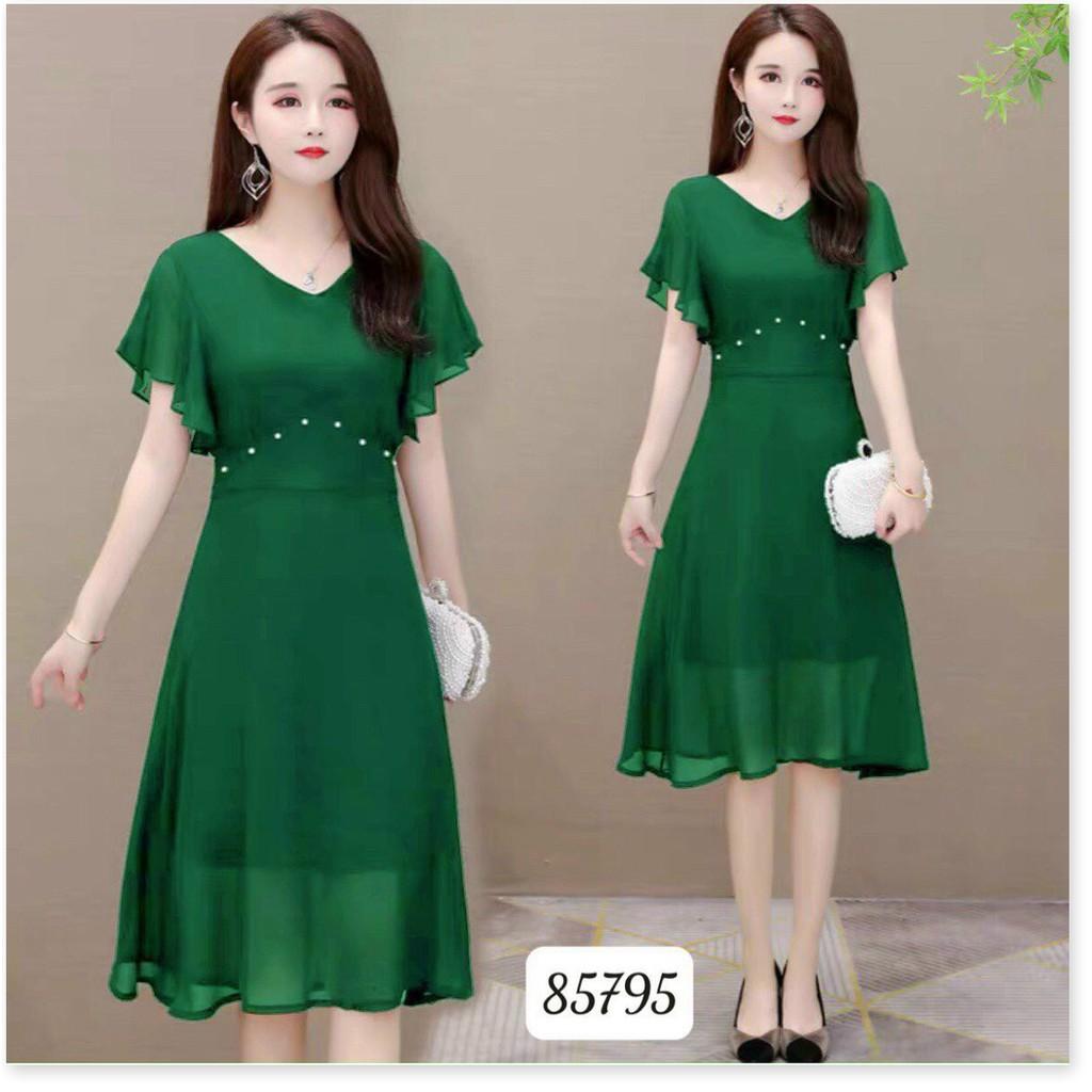 ĐẦM VOAN Y ĐƯỢC THIẾT KẾ HỌA TIẾT TRƠN NHƯNG KHÔNG KÉM PHẦN SANG TRỌNG,ĐĂC BIỆT ĐƯỢC LÀM BẰNG CHẤT LIỆU VÃI THOÁNG MÁT