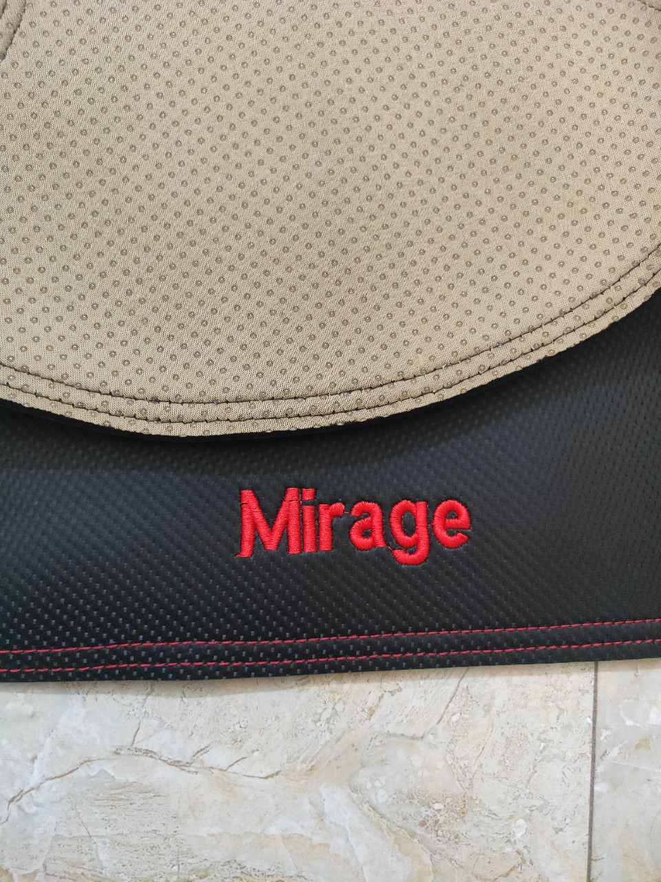 Thảm Taplo Xe Mitsubishi Mirage 2014-2020 loại da dày cao cấp 3 lớp chống trượt Da Carbon đen