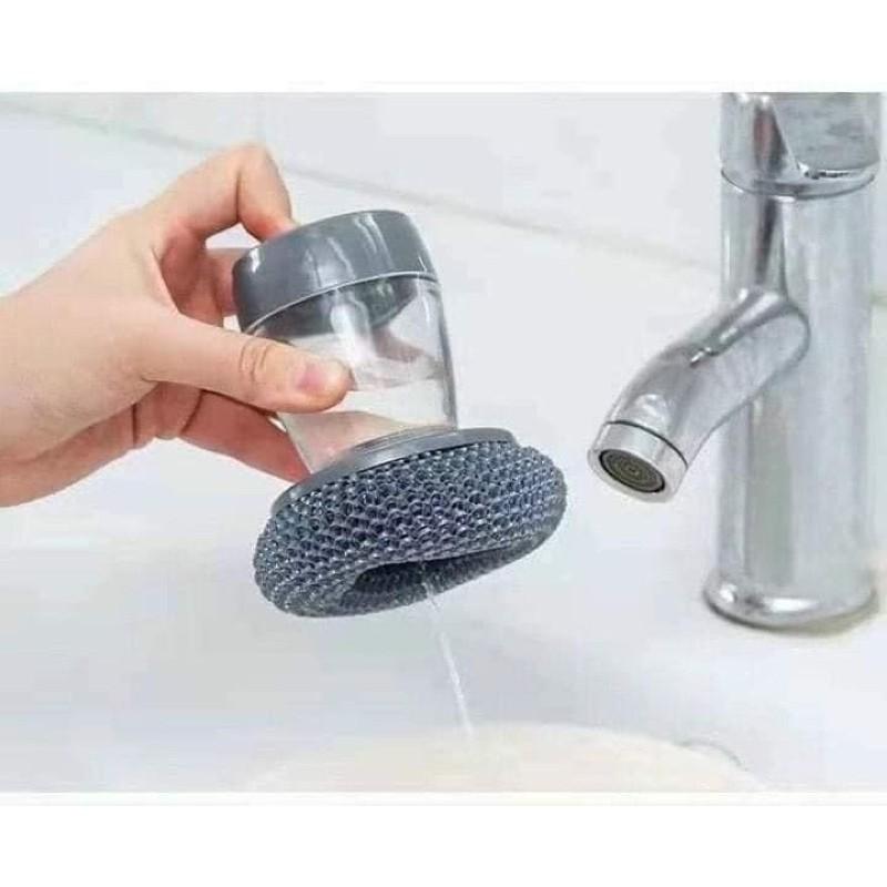 Cọ xoong nồi kèm ống đựng nước rửa bát
