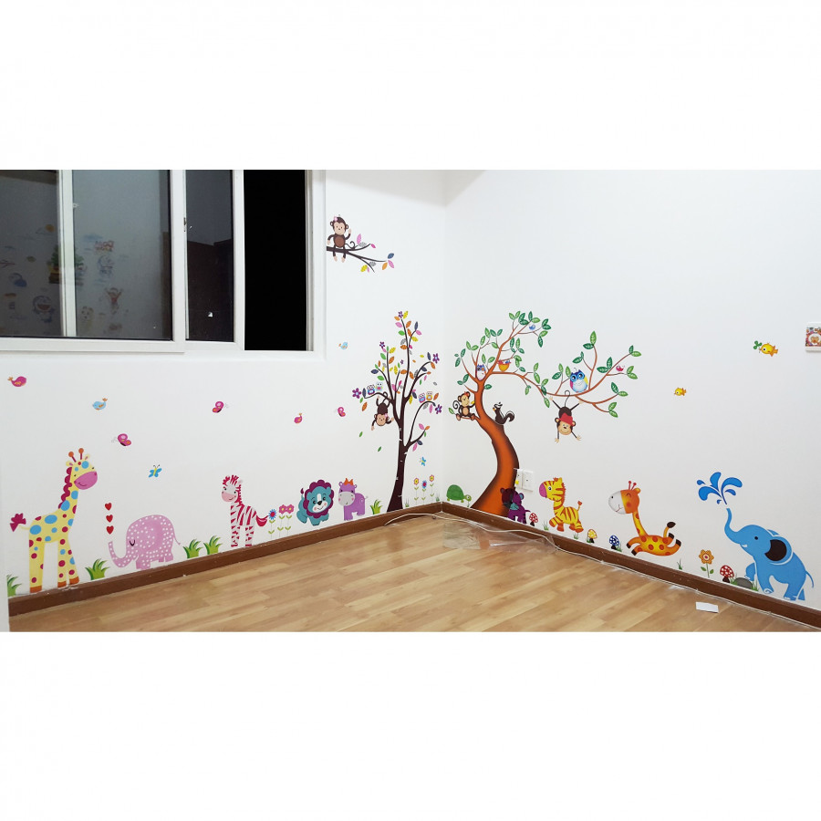 Decal dán tường vườn thú AmyShop (170 x 400 cm)