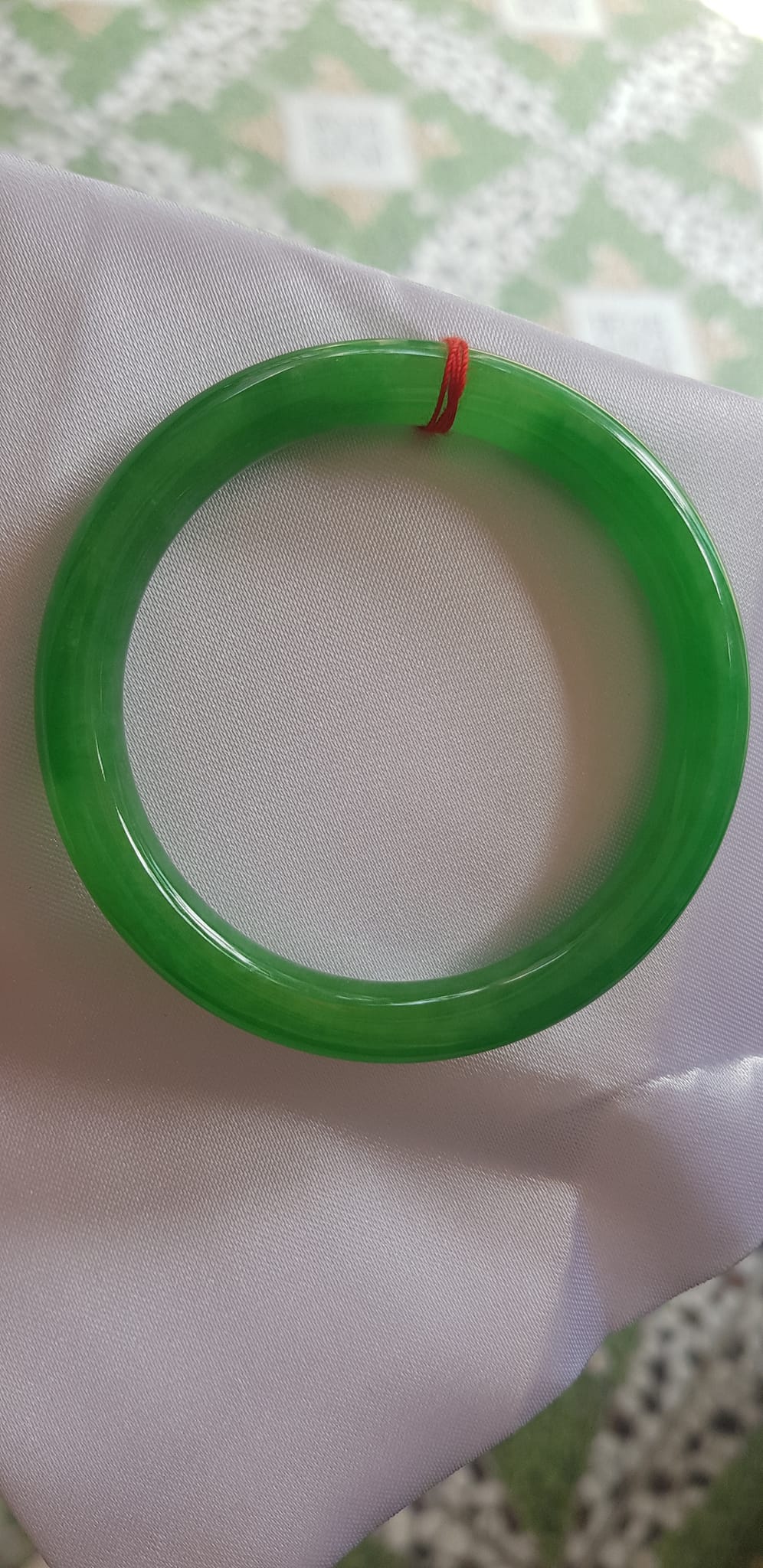 Vòng tay nữ đá cẩm thạch Ngọc Lý A Sịn 54mm x cọng 8mm Màu Xanh Lý đậm đều sáng bóng mượt đẹp Nữ 53kg - 60kg đeo mệnh Mộc mệnh Hỏa mệnh Thủy ạ