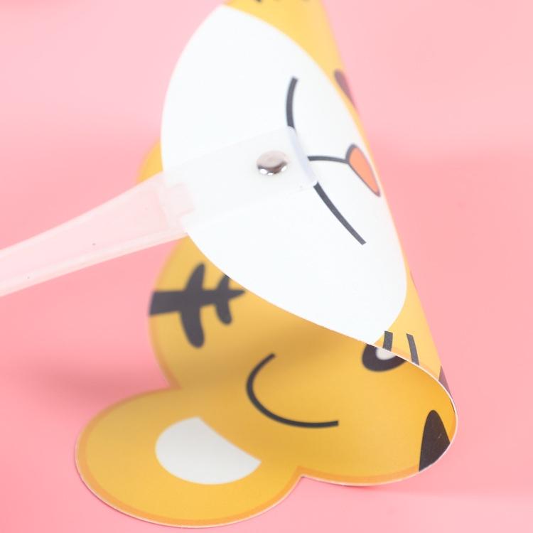 Quạt nhựa cầm tay kute Duashop