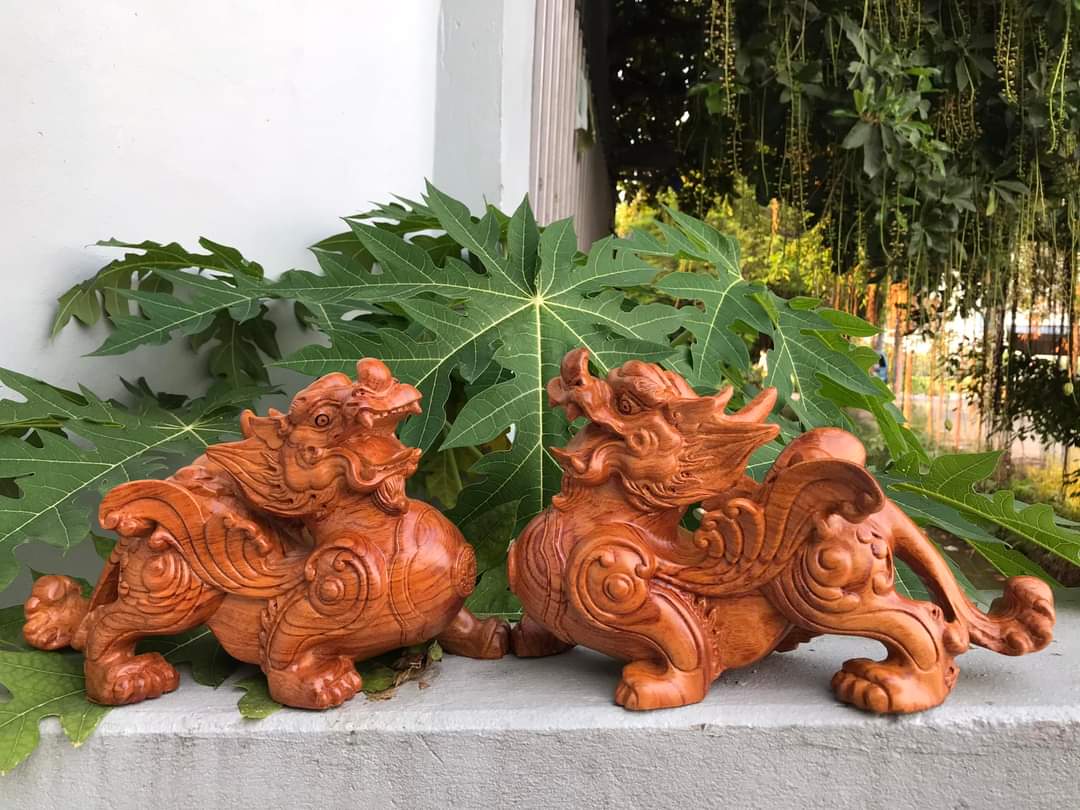 Cặp tỳ hưu gỗ hương ngang 30cm