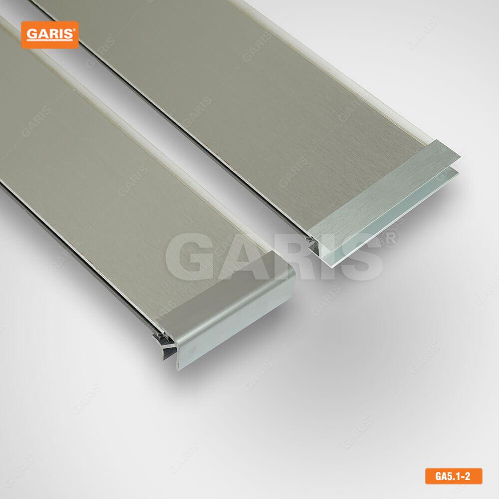 Ốp chân tủ bếp cao cấp Garis GA5.1