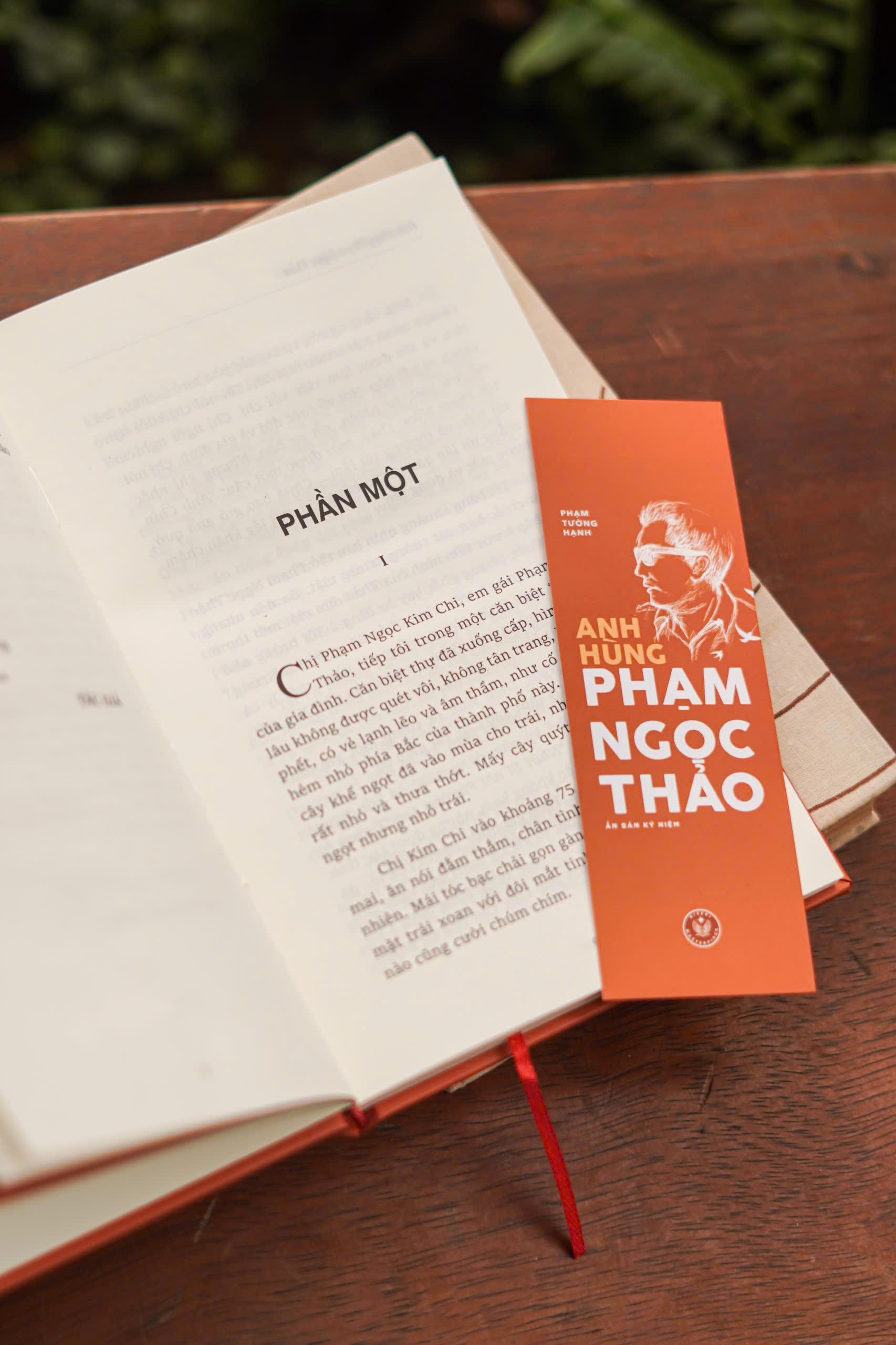 Sách - Anh Hùng Phạm Ngọc Thảo - Ấn Bản Kỷ Niệm - Bìa Cứng