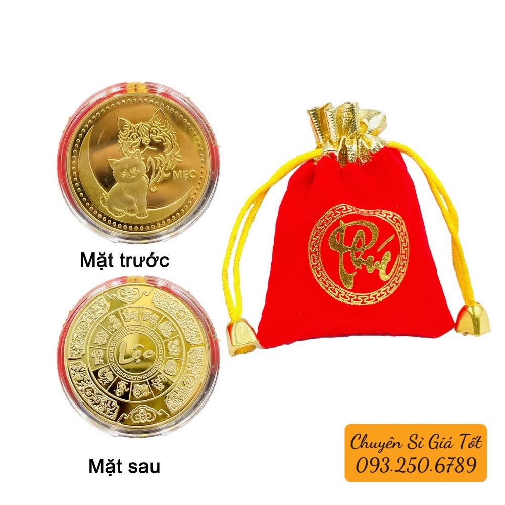 Đồng tiền xu hình con Mèo bằng kim loại vàng + tặng kèm túi gấm đỏ PHÚC - PASA COLLECTION