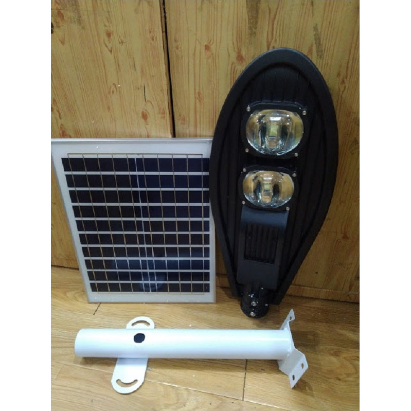 Đèn đường phố năng lượng mặt trời 100W