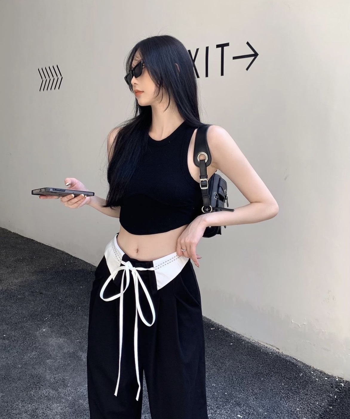 SET ÁO CROPTOP + QUẦN ỐNG RỘNG