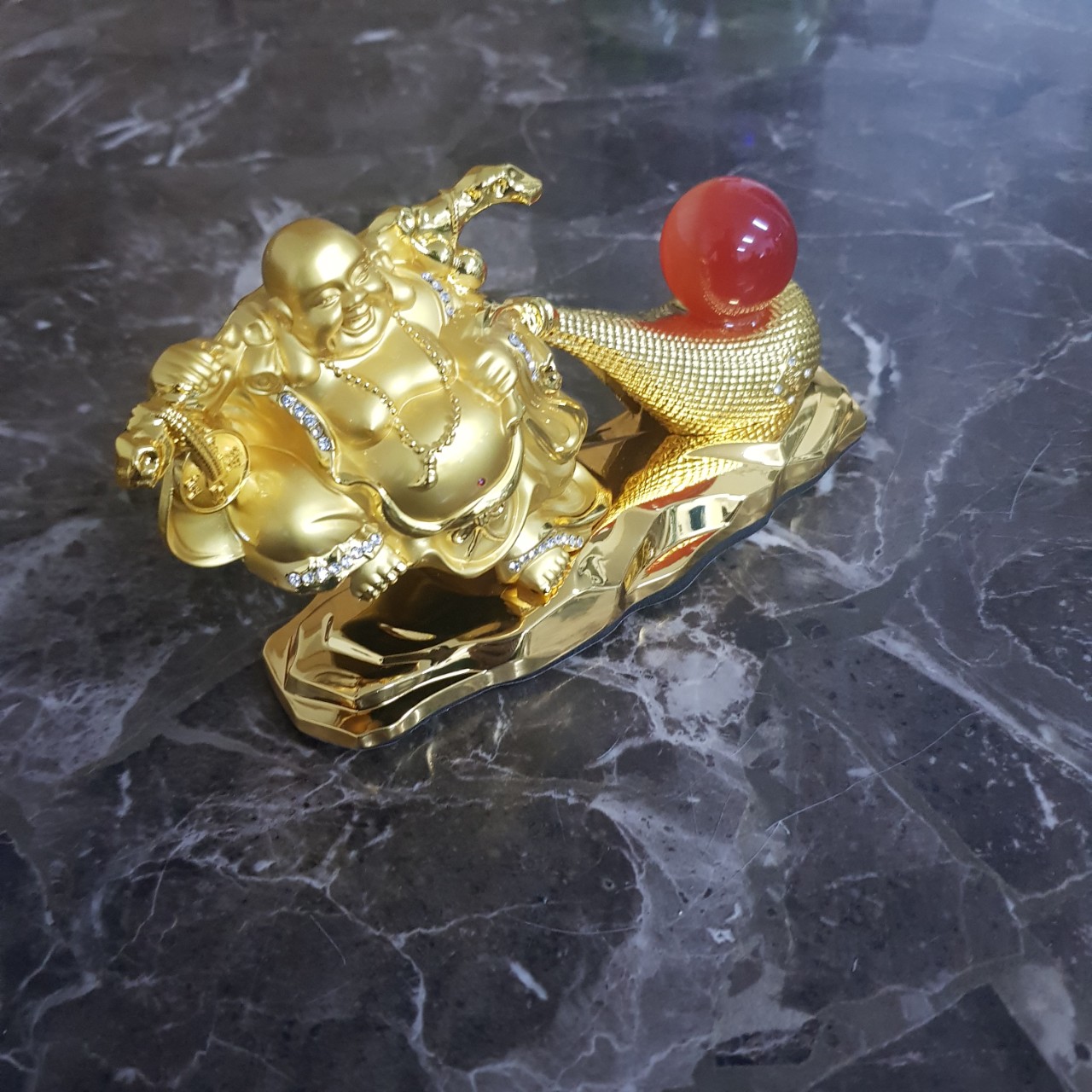 Tượng Phật Di Lặc kéo bao tiền vàng trang trí nhà cửa, taplo ô tô phong thủy - 2 loại: đồng hồ và viên ngọc đỏ