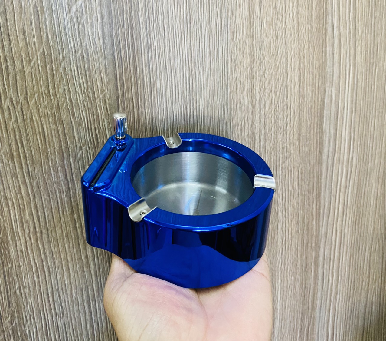 Gạt tàn kiêm bật lửa cao cấp