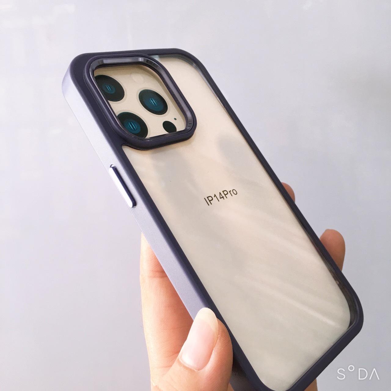 Ốp lưng viền tím lưng trong chống sốc chống ố màu dành cho iPhone 14 Pro, 14 Pro Max chính hãng J-Case