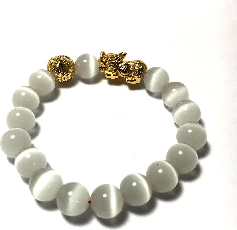 Vòng tay phong thủy đá mắt mèo màu trắng kèm cham tì hiu bạc mạ vàng 24k cao cấp cho người mệnh kim - mệnh thủy - VPT20A- Bạc QTJ