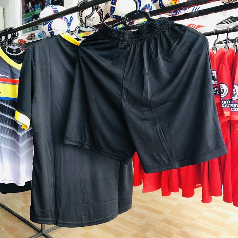 Mẫu quần áo thể thao đá banh Lidas đen