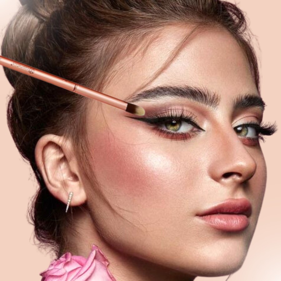 Cọ nhấn đuôi mắt BH Cosmetics Meta Rose 04