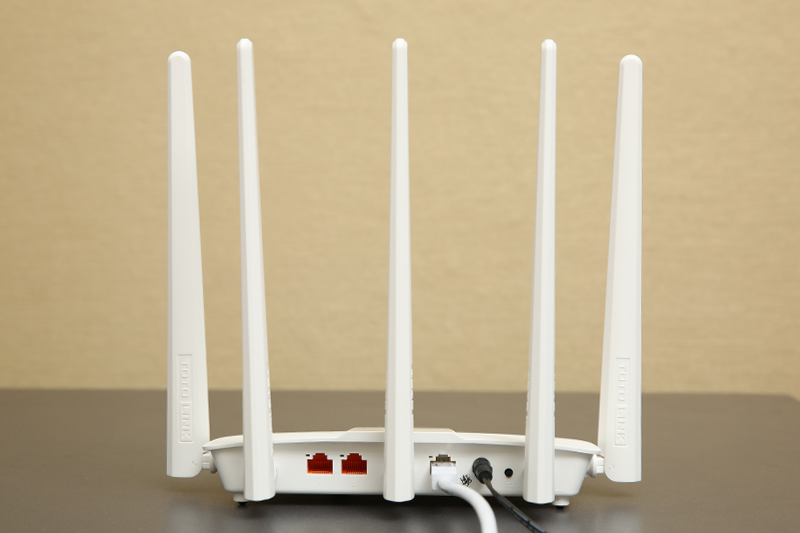 Router Wi-Fi Băng Tần Kép AC1200 Totolink A810R - Hàng Chính Hãng