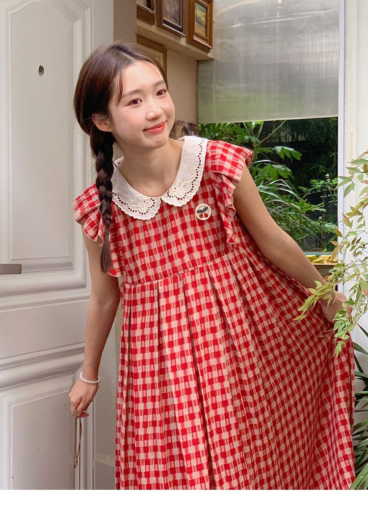 CHENGRUI Vintage búp bê cổ cherry thêu đầm mùa hè 2023 lỏng lẻo ngọt ngào thiết kế cảm giác váy sọc đỏ