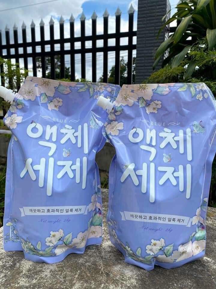 Nước giặt Hàn Quốc 5 in 1 túi 2kg thơm như hoa - Giữ hương thơm lâu.