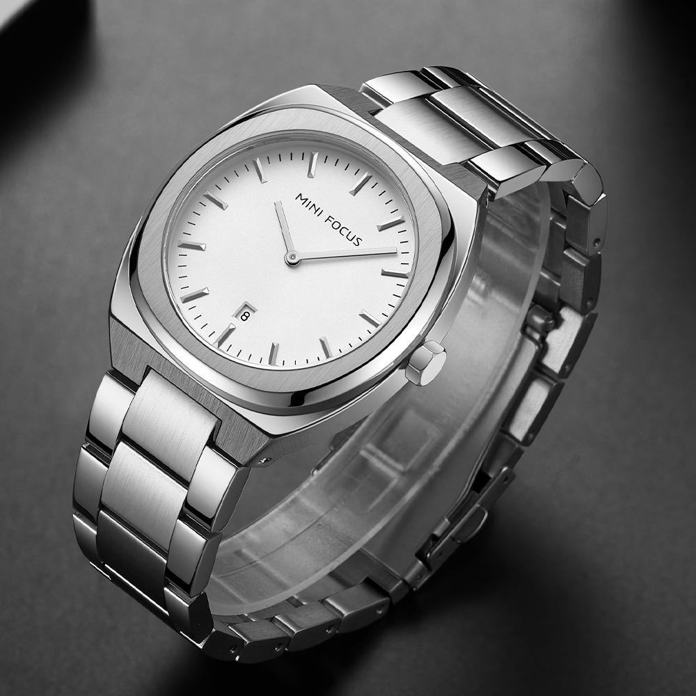 Đồng hồ thời trang nam với dây đeo bằng thép rắn chắc chắn Hiển thị thời gian và lịch 30M MINI FOCUS