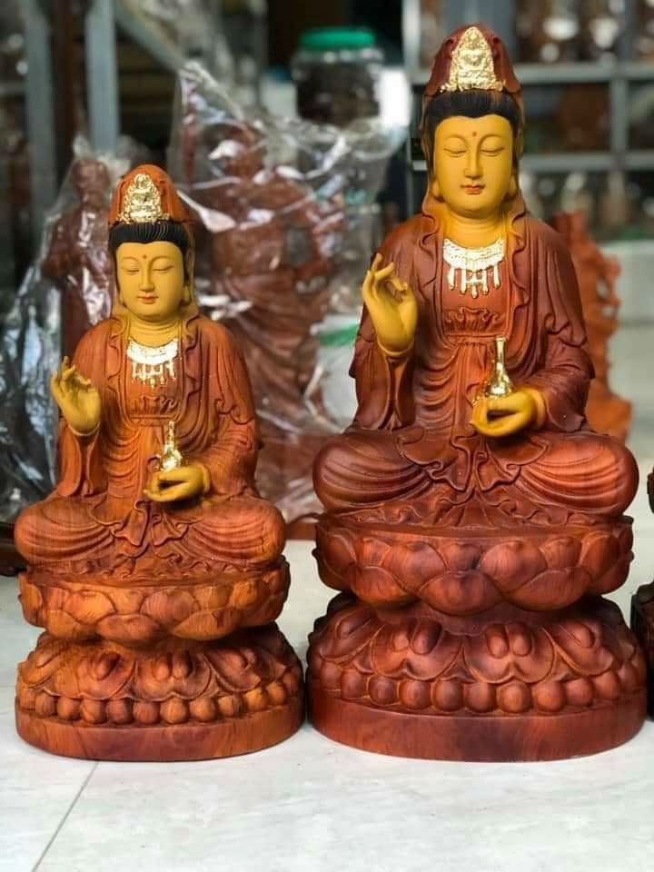 Tượng phật bà quan âm bồ tát bằng gỗ hương làm mầu giả cổ kt cao 50cm