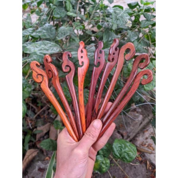 Cây châm cài tóc 3 mẫu bằng gỗ cẩm lai