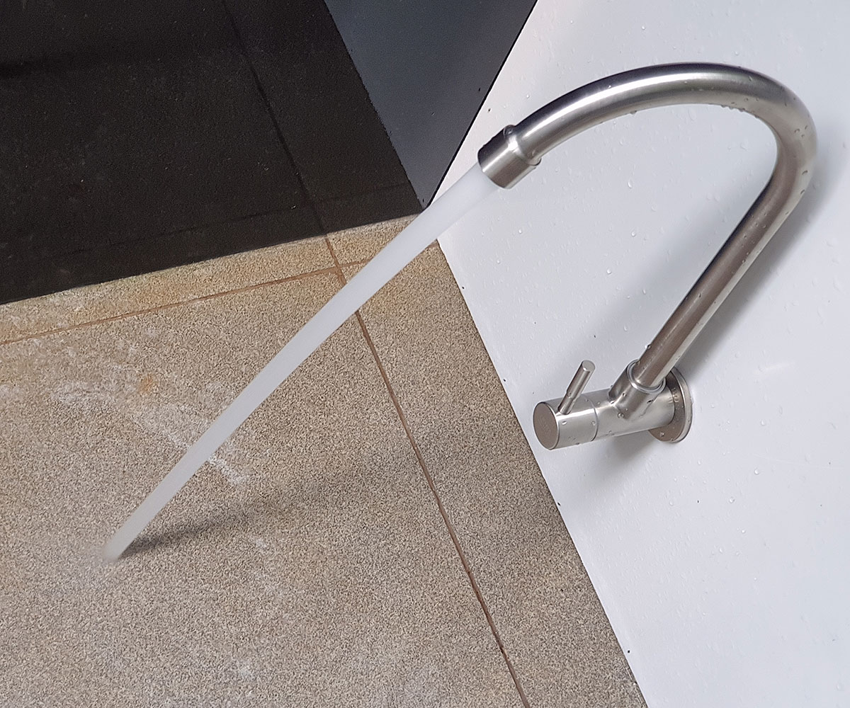 Vòi rửa chén lạnh âm tường Inox SUS 304 Eurolife EL-RC08