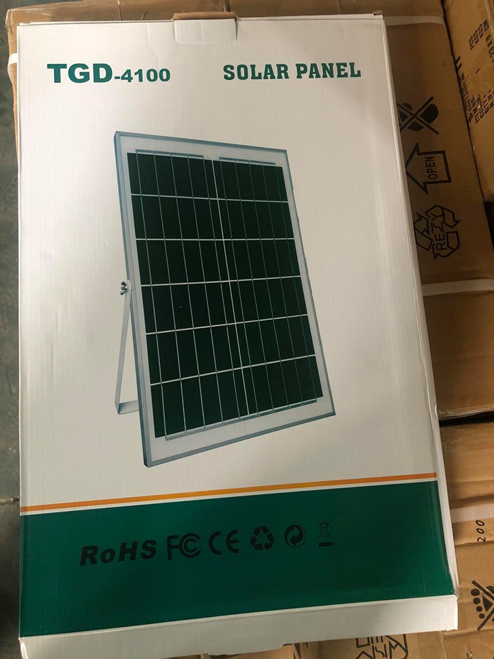 Đèn Đường Năng Lượng mặt trời 200w