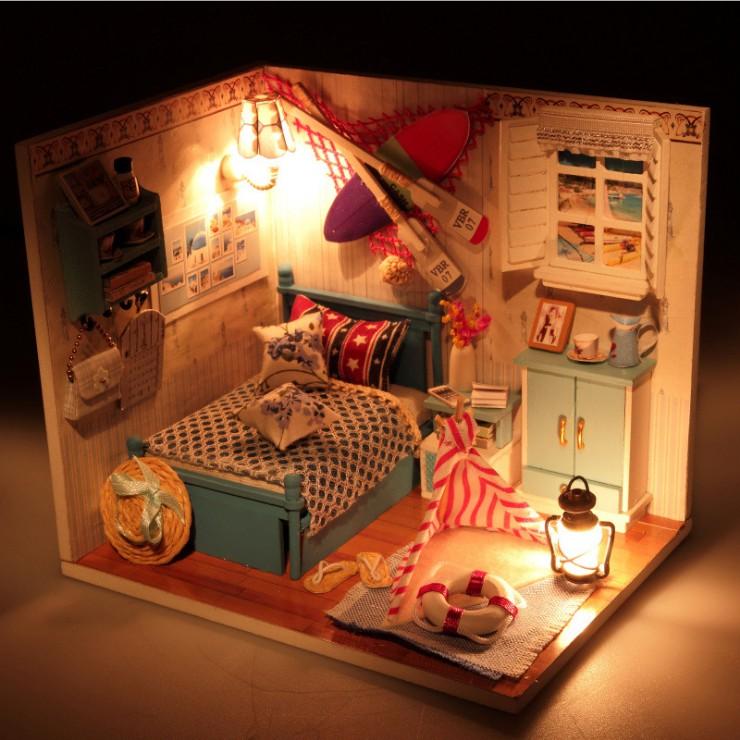 Mô hình nhà DIY Doll House Mùa Hè Vui Vẻ Kèm đèn LED