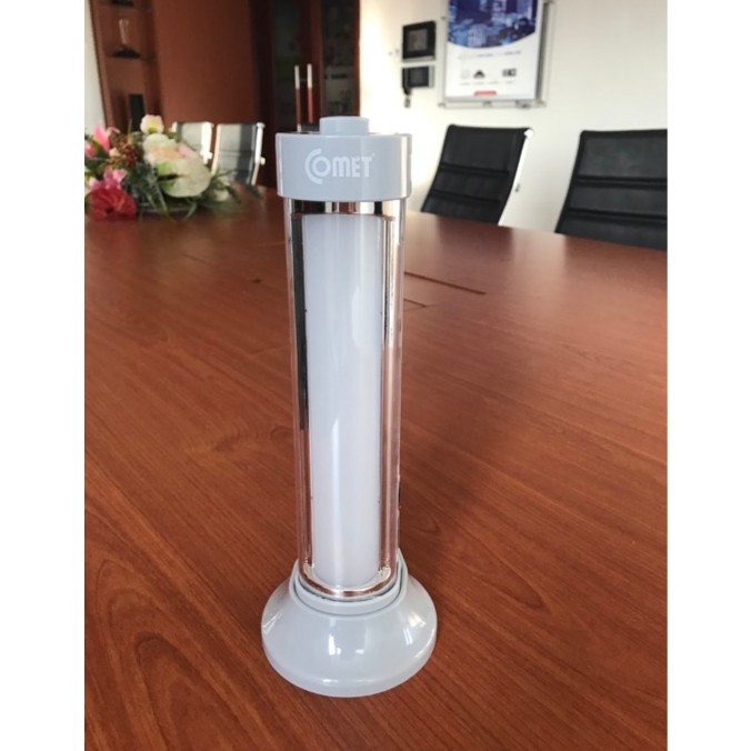 Đèn pin sạc LED Comet CRL3201